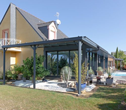 Une pergola avec diverses opriotns possible à Rennes (Ille et Vilaine) Une pergola avec diverses opriotns possible à Rennes (Ille et Vilaine)