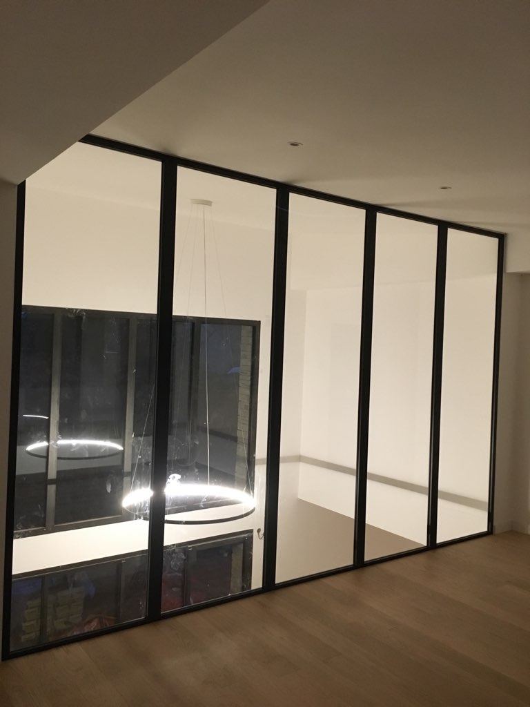 Une verrière sur mesure à Rennes : cloisonner l'espace Une verrière sur mesure à Rennes : cloisonner l'espace